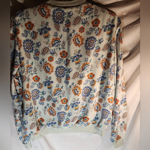 Floral bomber jacket - Picture 2 of 3